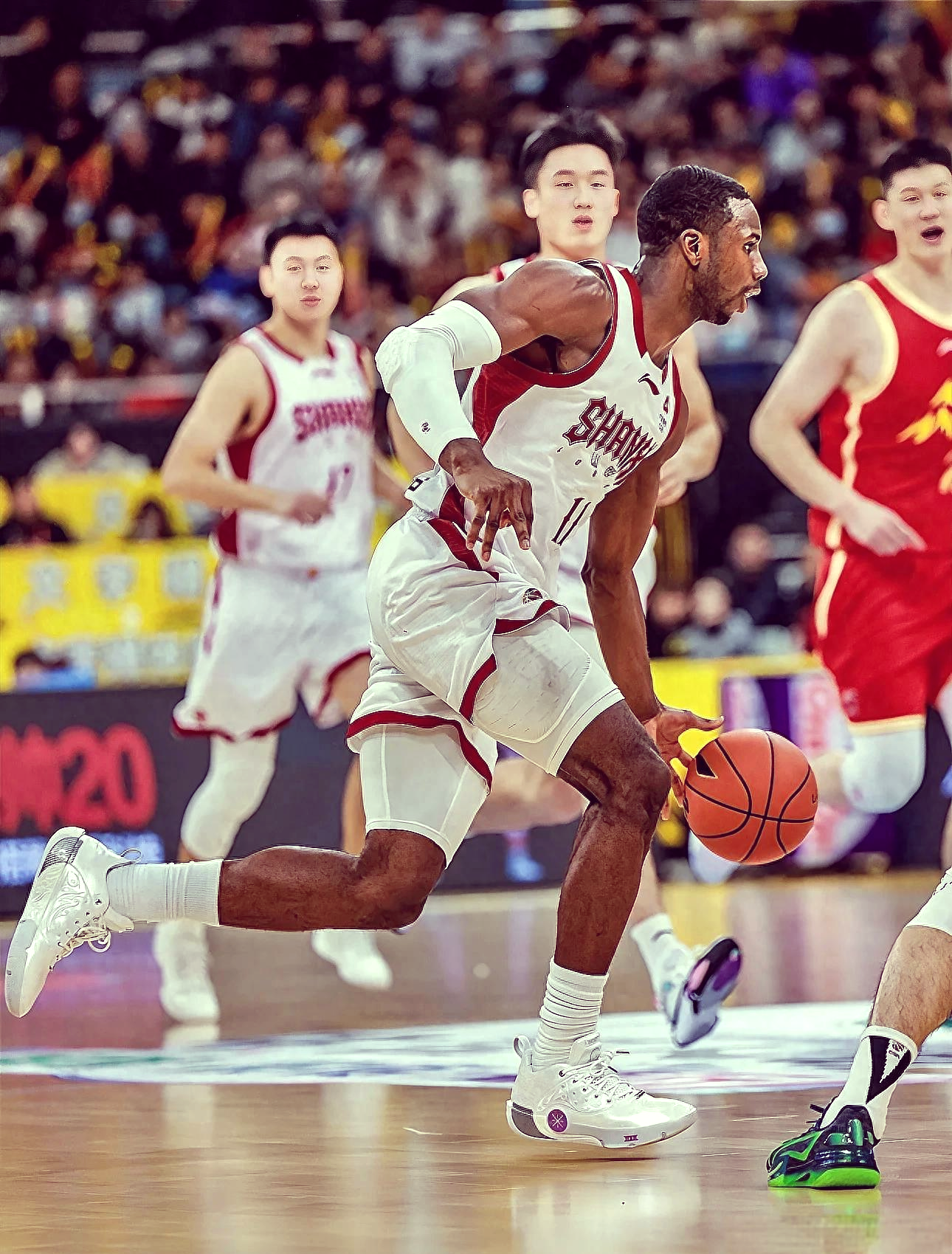 开云体育-赛前CBA季后赛焦点战，曼联豪取连胜，压力陡增，球队文化再被提及的简单介绍