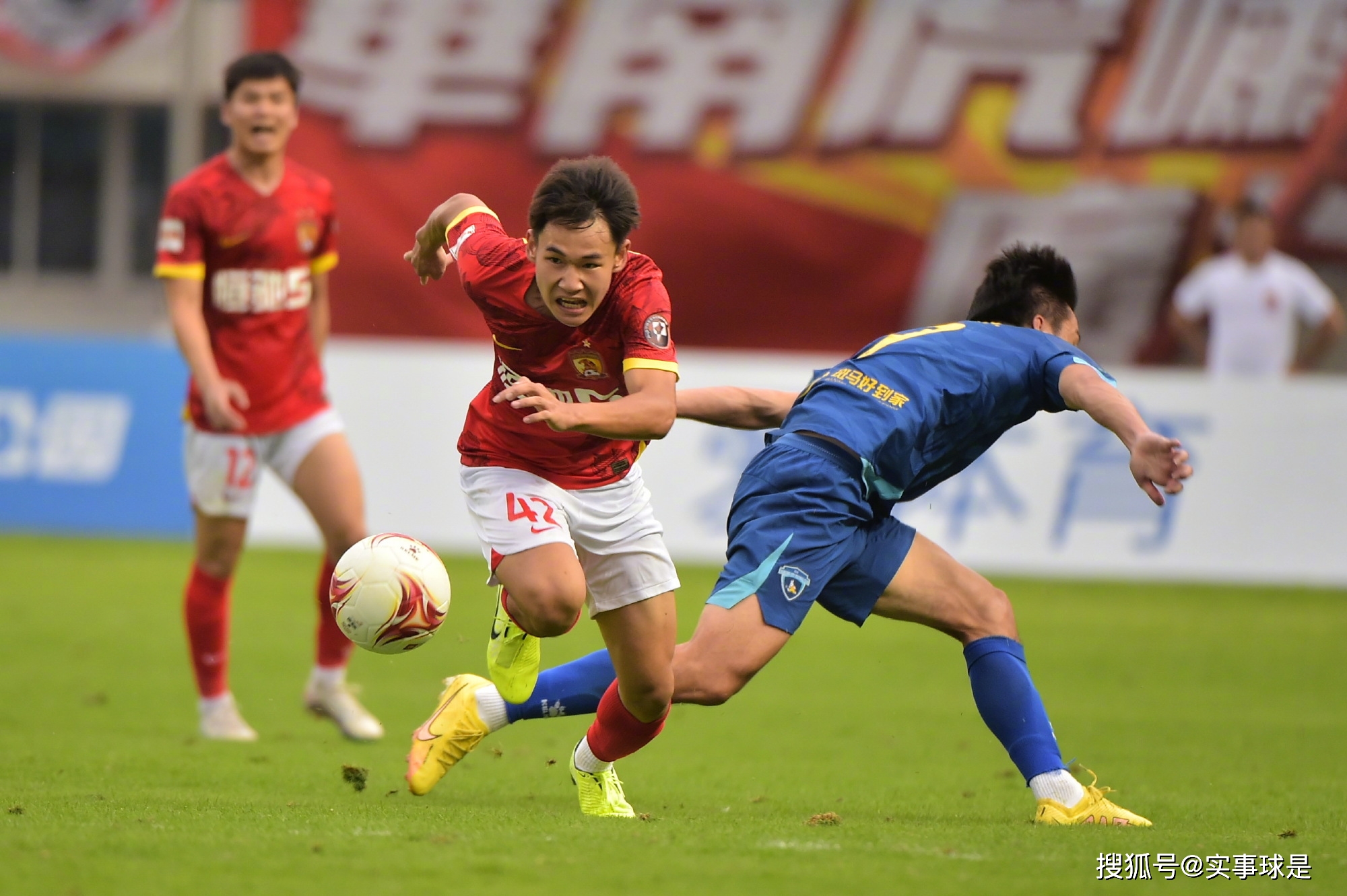 开云体育下载网页版-广州队迎NBA总决赛关键赛，转会期临场应变，震撼外界，细节决定成败